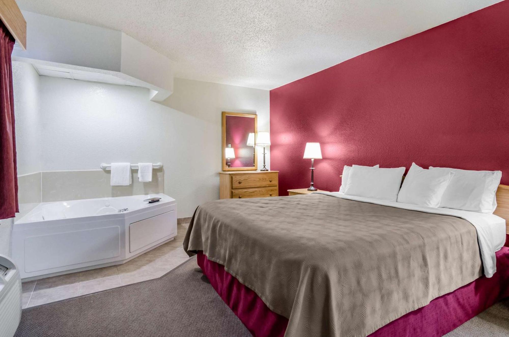 Rodeway Inn Hesston Εξωτερικό φωτογραφία