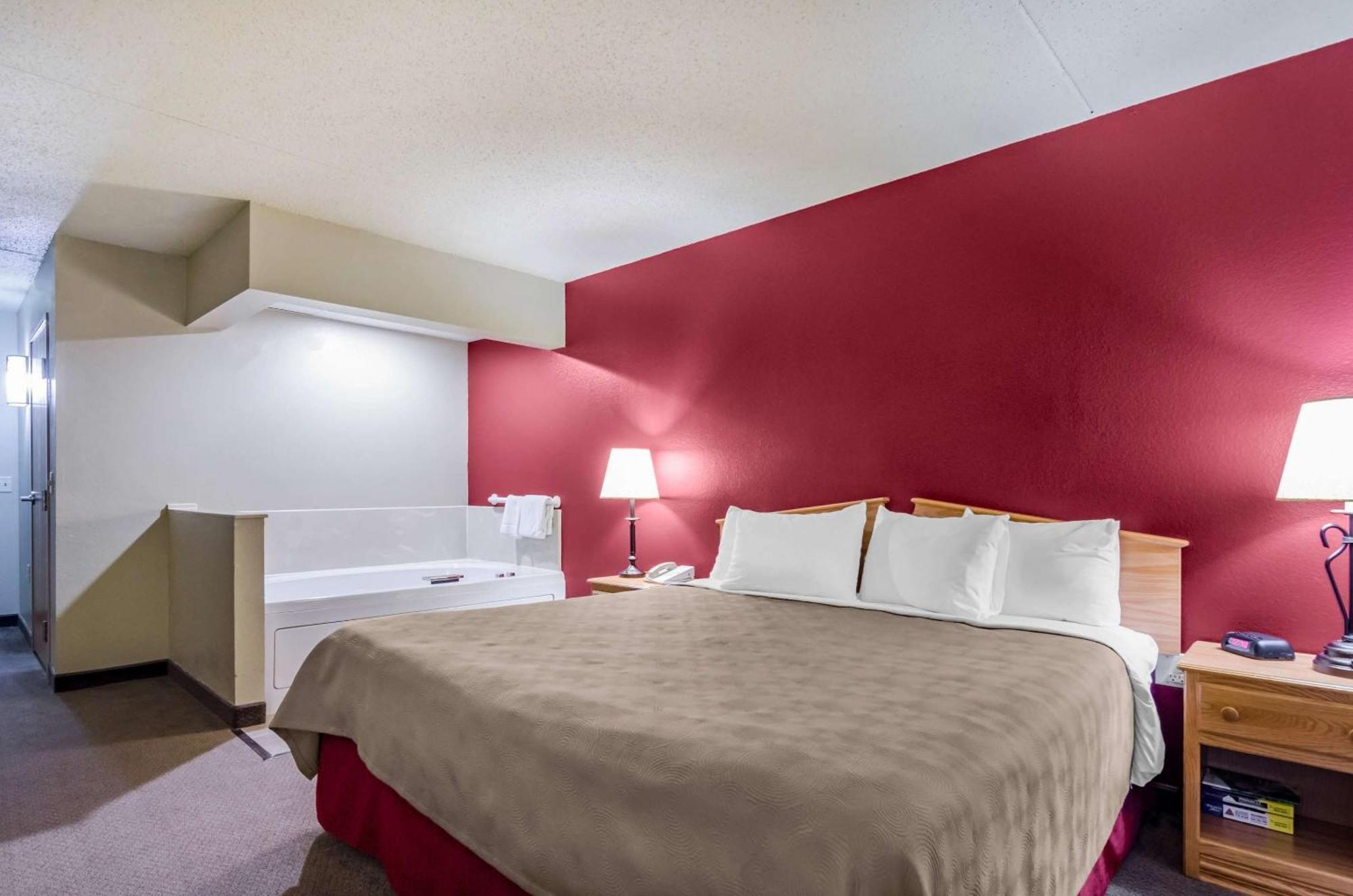 Rodeway Inn Hesston Εξωτερικό φωτογραφία
