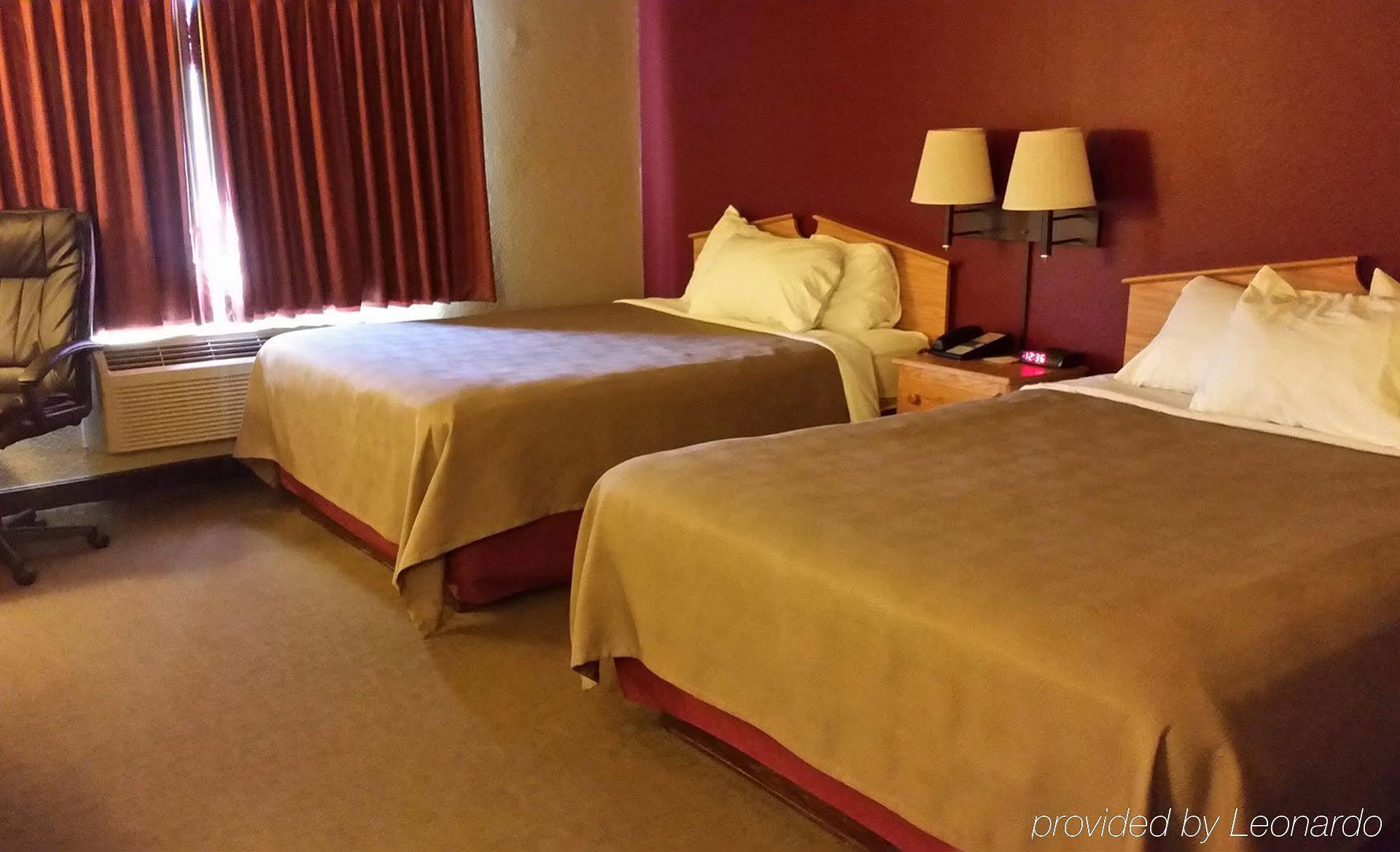 Rodeway Inn Hesston Εξωτερικό φωτογραφία