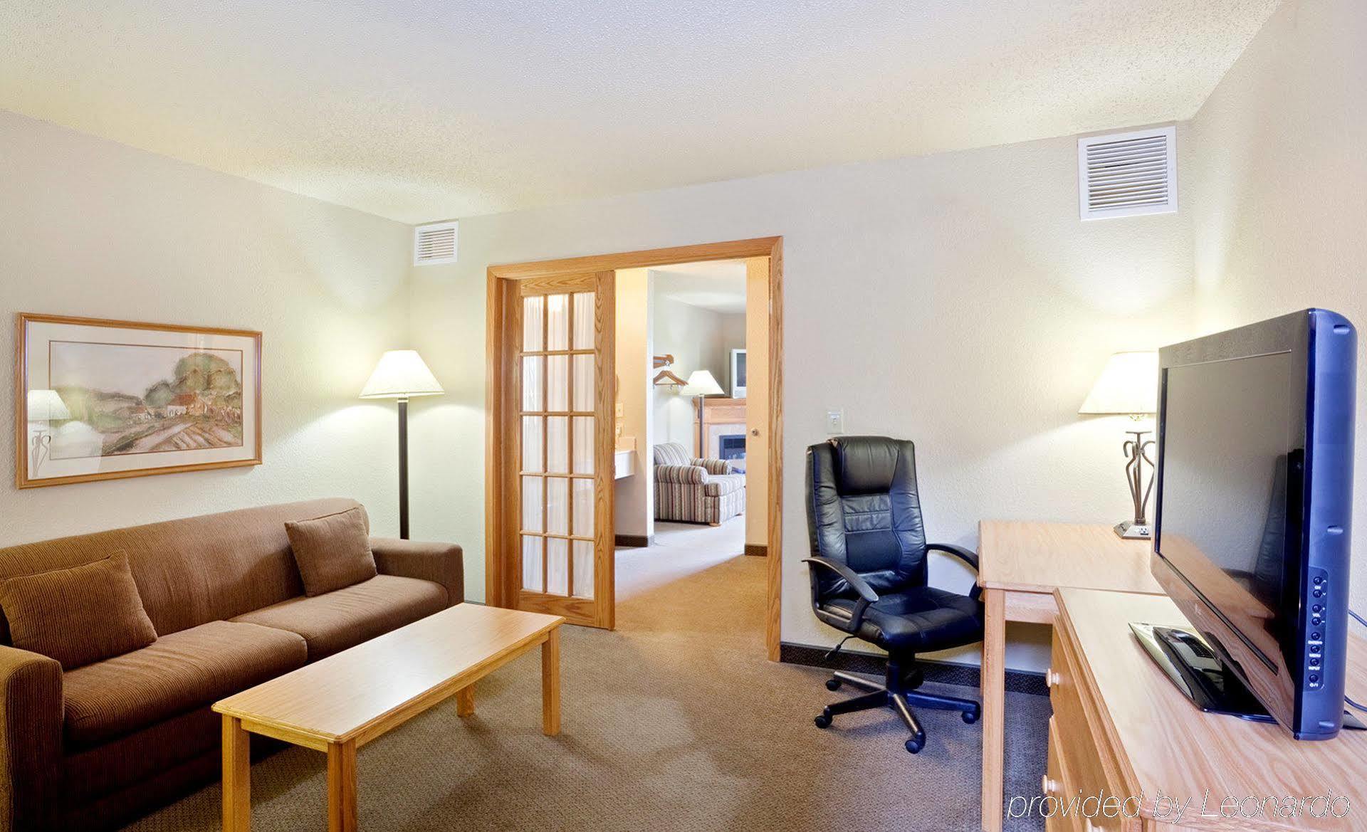 Rodeway Inn Hesston Εξωτερικό φωτογραφία