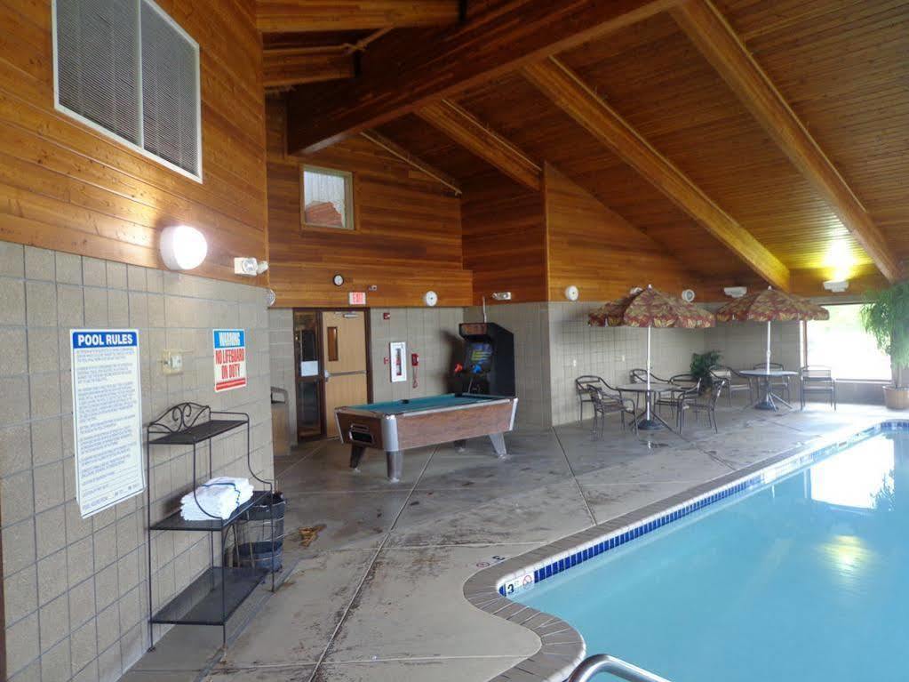Rodeway Inn Hesston Εξωτερικό φωτογραφία